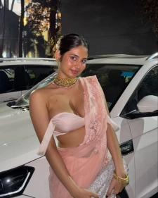Vadodara Escort Girl
