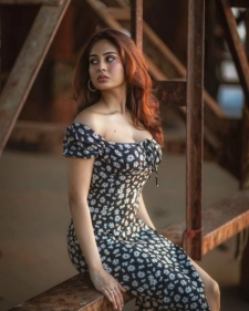 Vadodara Call Girl Service